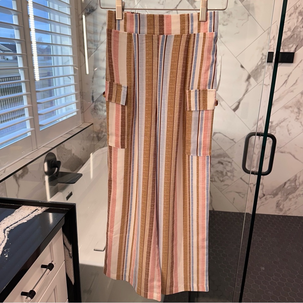 Wide Leg Stripped Pants
